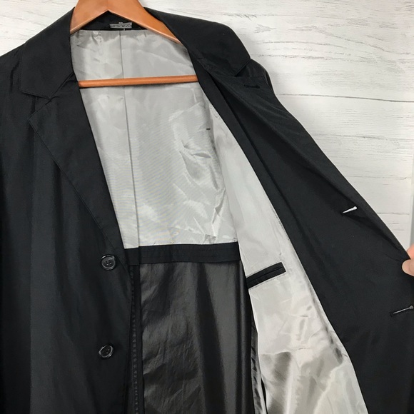 JoS. A BANK RAIN COAT - Picture 6 of 9